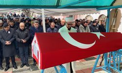 KALP KRİZİ GEÇİREN POLİS DEFNEDİLDİ