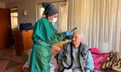 Karabük Belediyesinden yaşlı ve engelli bireylere evde bakım hizmeti