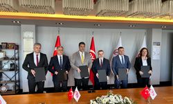 ERDEMİR FUTBOL SAHASI İÇİN İMZALAR ATILDI