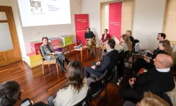 Kent konuşuyor, İzmir dinliyor