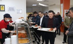 KYK Genel Müdür Yardımcısı Özdemir, Amasya'da öğrencilerle sahur yaptı
