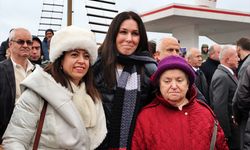 Mübadelenin 103. yılında Samsun'da denize karanfil bırakıldı