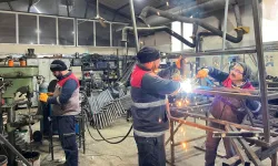 Ordu Büyükşehir Belediyesi park mobilyalarını kendi üretiyor