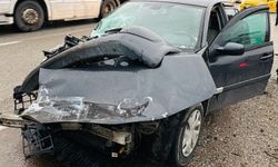 Samsun'da iki otomobilin çarpıştığı kazada 3 kişi yaralandı