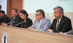 Vali Özarslan Gerze'de muhtarlarla bir araya geldi