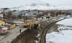 Van'da yollar genişliyor