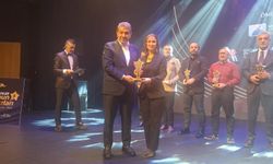 ÖMÜR BOYU BAŞARI ÖDÜLÜ