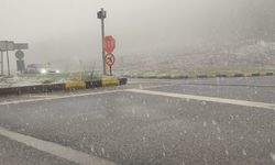 SOĞUK HAVA ETKİLİ OLUYOR, KAR YAĞIŞI BAŞLADI