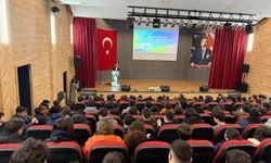 'KENDİNE YAKLAŞABİLME CESARETİ'