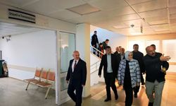 AK Parti Düzce heyeti, DÜ Rektörü Sözbir ve hastane yönetimiyle toplantı yaptı