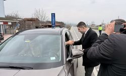 Alaçam Kaymakamı Kayabaşı ve Belediye Başkanı Özdemir trafik denetimine katıldı