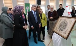 Artvin'de 'Sanatın Diliyle Değerlerimiz' sergisi açıldı