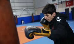 Babasının hayalini gerçekleştiren milli boksör Alparslan'ın hedefi Gençlik Olimpiyatları