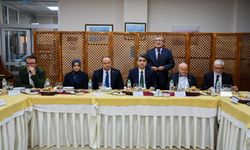 Bolu'da İzzet Baysal Vakfı tarafından iftar programı düzenlendi