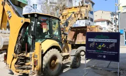 Bursa Gemlik'in köklü caddesinde önemli çalışma