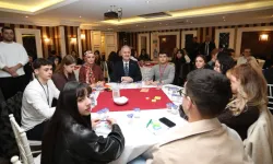 Bursa İnegöl'de gençler söz sahibi oluyor