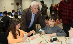 Bursa'da gençler bilimle buluştu