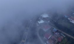 D-100 kara yolu Bolu Dağı geçişinde sis etkili oldu