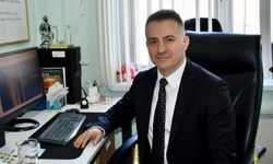 Doç. Dr. Ayas, kemik tümörlerinde koruyucu cerrahinin önemine dikkati çekti