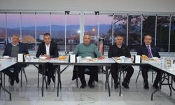 Dodurga'da siyasi partilerin temsilcileri iftar sofrasında buluştu