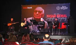 Edebiyatın çınarı Yaşar Kemal Manisa'da anıldı