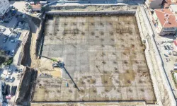 Eskişehir'de Kurtuluş Kapalı Pazar Yeri'nde çalışmalar hızla ilerliyor