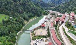 Hemşin'de DSİ'nin yaptığı taşkın kontrol ve köprü imalatı tamamlandı