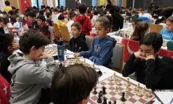 İstanbul Beylikdüzü'nde geleneksel turnuvada hamleler konuştu