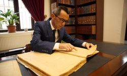 İstiklal Marşı'nı kabulünden önce yayımlayan dergi ve gazete kütüphanede sergileniyor