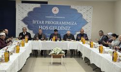 Kaymakam Arslan ve Belediye Başkanı Demir, muhtarlarla iftar yaptı