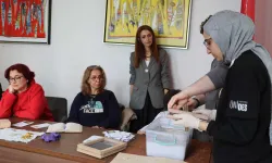 Maltepe'de geleneksel yöntemle kâğıt yapımını öğrendiler