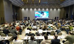 Medipol'de 'NoseCraft' canlı cerrahi toplantısı yapıldı