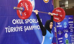 Ordu'da Genç Kızlar A-B Halter Türkiye Birinciliği müsabakaları başladı