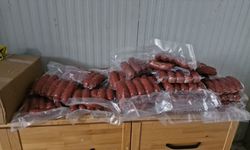 Rize'de etiketsiz satılan 9 ton 750 kilogram gıda ürününe el konuldu