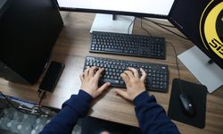 Siber dünyadaki sanal vaatler gerçek mağduriyetler ortaya çıkarıyor