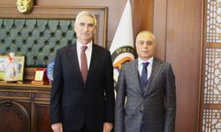 Tokat Defterdarı Yılmaz, Pazar Belediye Başkanı Pervanlar'ı ziyaret etti
