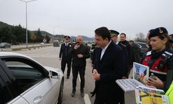 Tokat Valisi Köklü, Tokat-Niksar kara yolunda trafik denetimine katıldı