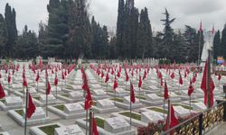 Trabzon'da mezarlıklarda bakım ve onarım yapıldı