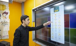 Üniversite adayları edebiyat konularını bulmaca çözerek öğreniyor