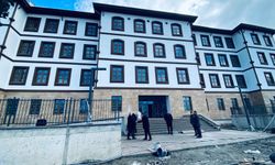 KARADENİZ EREĞLİ HÜKÜMET KONAĞI'NA KAVUŞUYOR