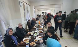 ÖĞRENCİLERE KAMP VE KARAVAN DERNEĞİ'NDEN JEST