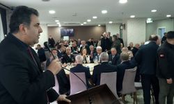 "BAŞARI, CESARETLE ÖNÜMÜZE BAKMAMIZI SAĞLIYOR"