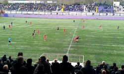 İLK YARIDA GOL SESİ ÇIKMADI