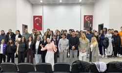 ÜNİVERSİTELİLER OYNADI, ORTAOKULLULAR BEĞENDİ...