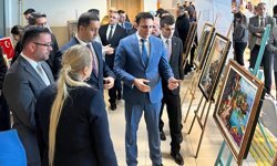 YÜKÜMLÜLER SERGİ AÇTI, MÜZİK DİNLETİSİ SUNDU