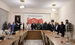 Alaçam'da MHP İlçe Teşkilatına bağımlılıkla mücadele eğitimi verildi
