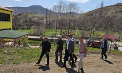 Almus Kaymakamı Çömen, köyleri ziyaret etti