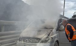Anadolu Otoyolu'nda seyir halindeki panelvanda çıkan yangın söndürüldü