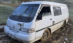 Bilecik Pazaryeri'nde kaçak orman emvaline suçüstü!