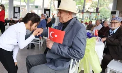 Bursa'da miniklerden 'huzurlu' kutlama